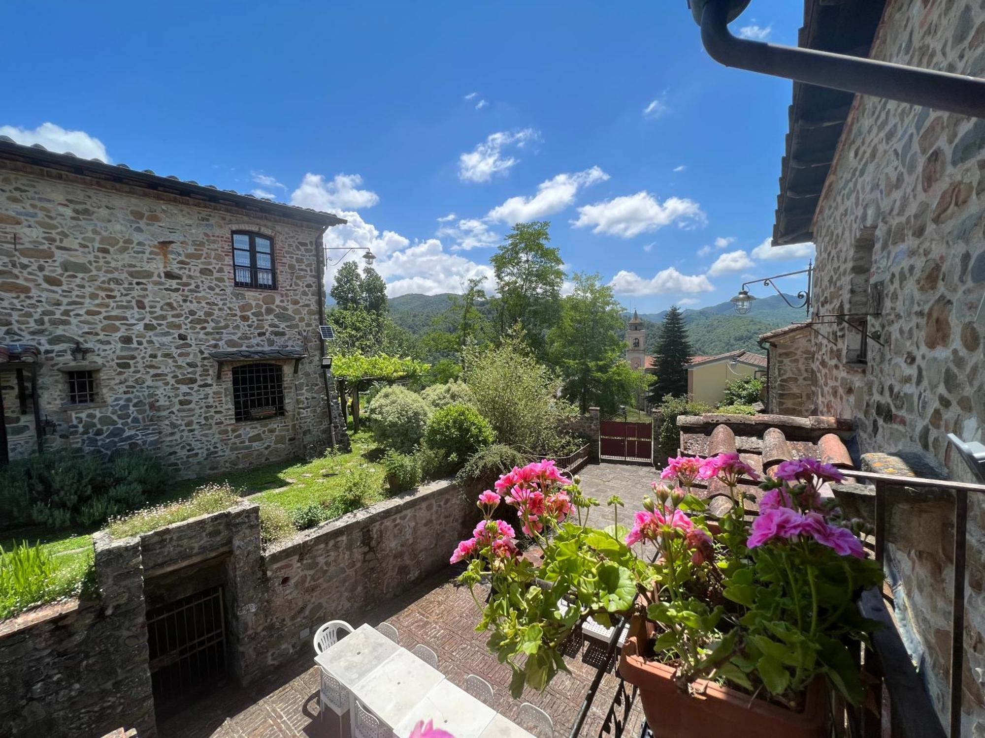 Podere Beatrice 20 Pax By Villasretreats Bardine di San Terenzo Exteriér fotografie